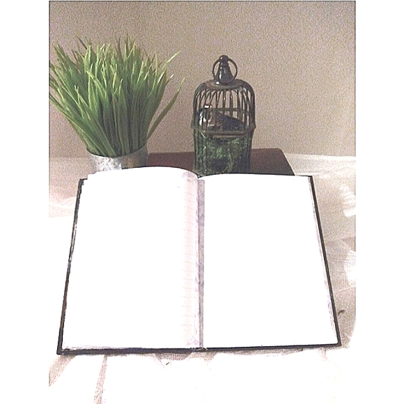 Earthy Journal - Picture 2 of 3